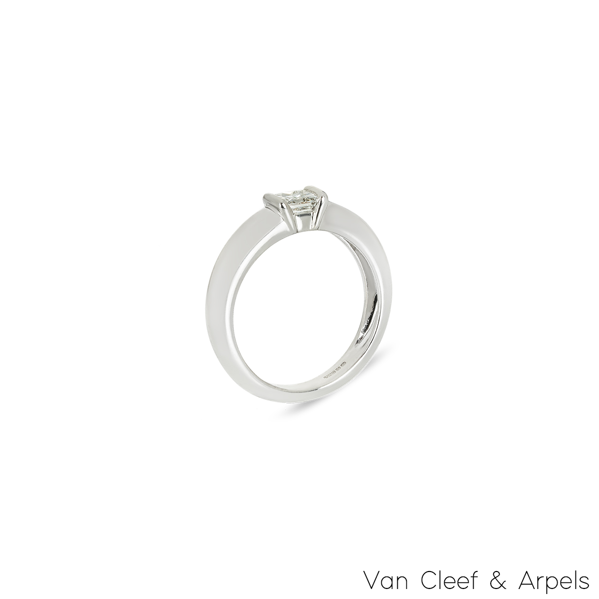 Van Cleef & Arpels White Gold Diamond Ring 0.24ct E/VVS